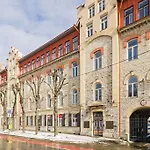 City Center Studio Apartment